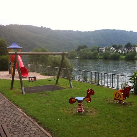 Haus Marlene Zell an der Mosel Exterior foto